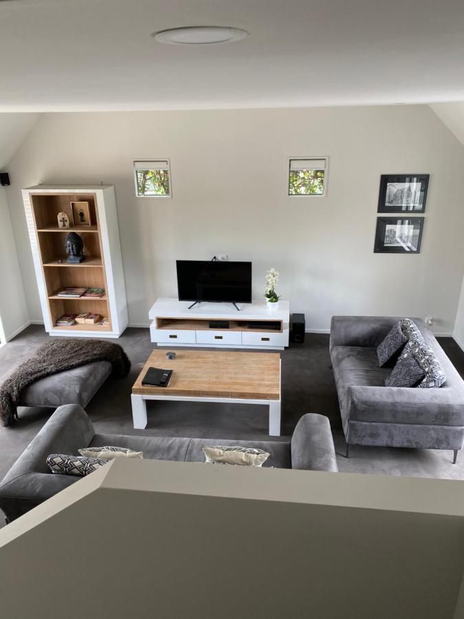 Home By Hagley Park Christchurch Extérieur photo