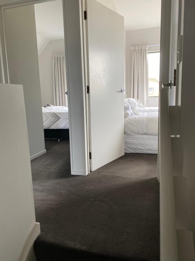 Home By Hagley Park Christchurch Extérieur photo